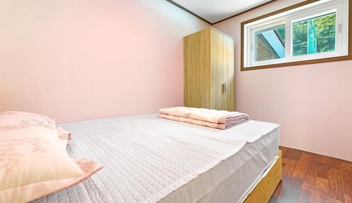 Basic Room, 1 Bedroom (Sandara(family))
