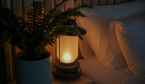 Room (Room 105 [Netflix Disney Bed Room])