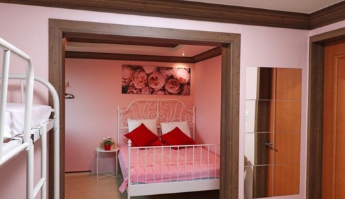 Room (Green 3rd floor (bed 3))