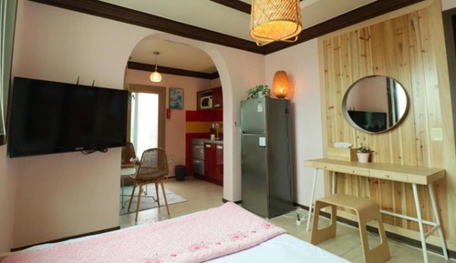 Room (Yellow 2nd floor (bed 2))