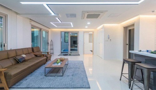 Room (B101 Unshared House Poolvilla)