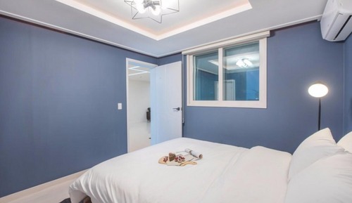 Room (C102 Poolvilla)