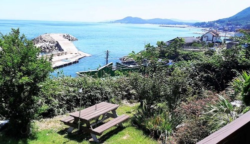 Room (Caravan (Camping Room Private BBQ))