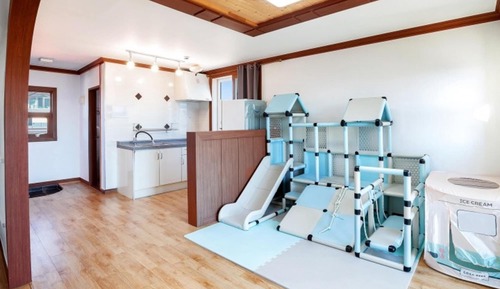 Room (Room 301 (Duplex Individual terrace))