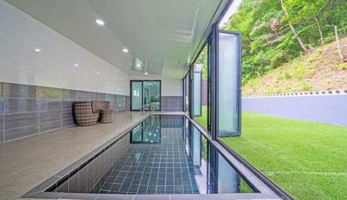 Room (Room 101 (private heated pool Duplex))