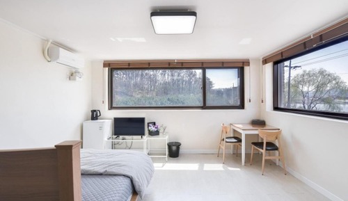 Room (February room (non-cooking))