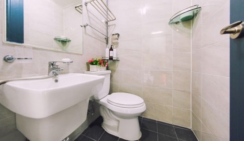 Room (Room 102 Room B (ondol individual bar)