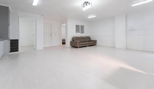 Room (Trudy Unshared House 8)