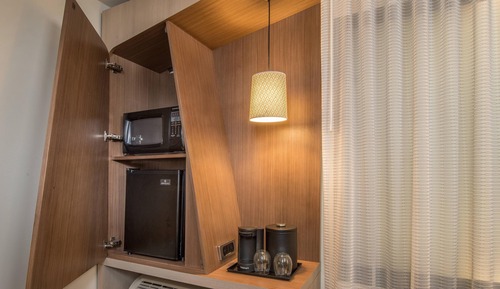 Room, 2 Queen Beds, Non Smoking (Hearing Accessible)