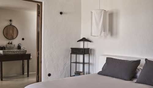 Grand Nomad Two Bedroom Sea View Suite with Private Pool & Hot Tub