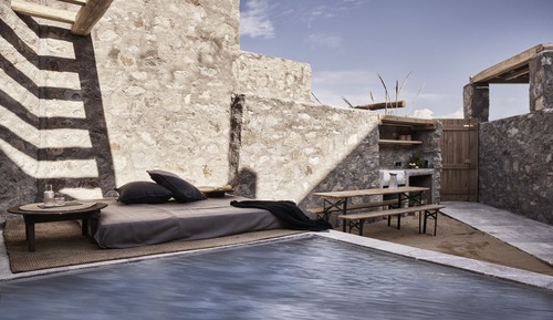Nomad Suite Private Pool & Yard
