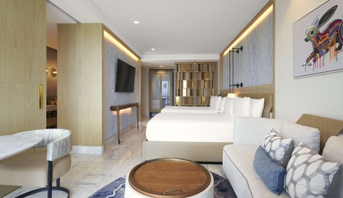 Suite, 1 King Bed (Riviera)