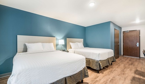 Standard Studio, 2 Queen Beds, Non Smoking, Refrigerator & Microwave