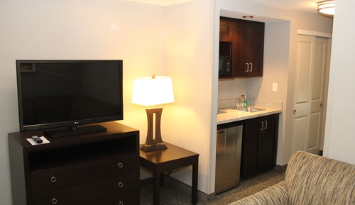 Junior Suite, 1 King Bed (Addl Living Area)