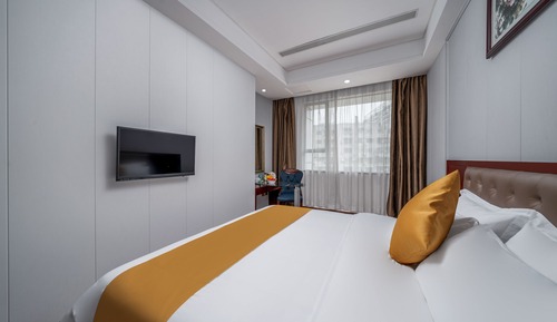 Superior Room, 1 King Bed