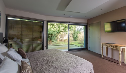 Deluxe Double Room (Club Piscine)