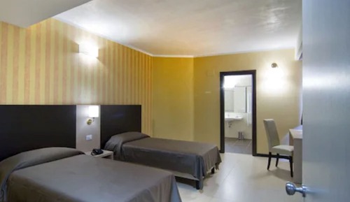 Family Room, Multiple Beds, Non Smoking