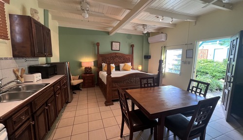 Tropical Suite
