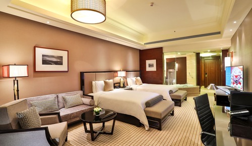 Classic Room, 2 Double Beds, Lake View
