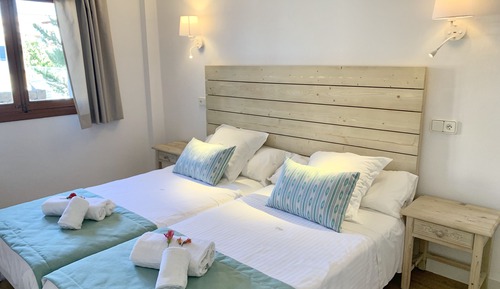 Classic Apartment, 1 Bedroom, Kitchen, Poolside