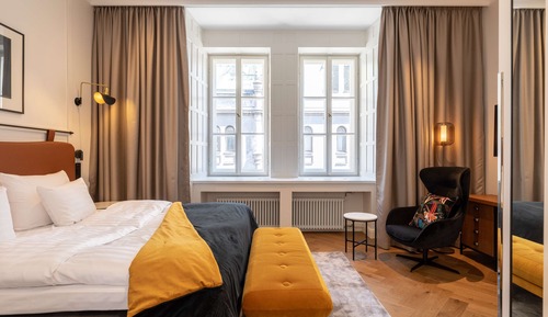 Superior Room, 1 King Bed