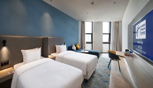 Standard Room, 2 Twin Beds (Extra Floor Space)