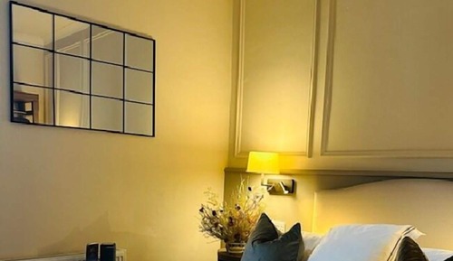 The Little Nest Room