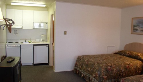 Standard Studio, 2 Double Beds, Kitchenette