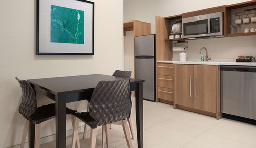 Suite, 1 Bedroom, Lake View