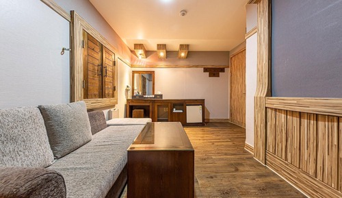 Room (2PC gaming room (TWN sofa bag 2PC TV )