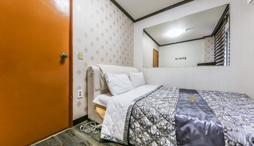 Room (Standard (mini))