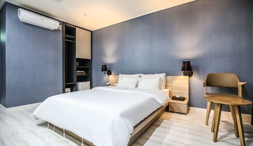 Room (Standard Room)