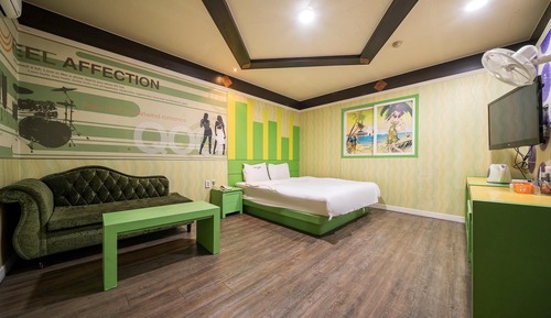 Room (Special price for the day)