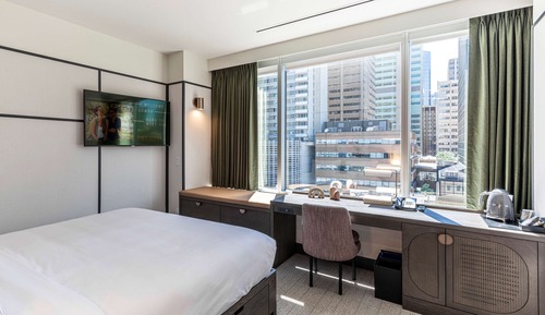 Room, 1 King Bed (Chill)