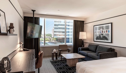 Studio Suite, 1 King Bed with Sofa bed (Bask)