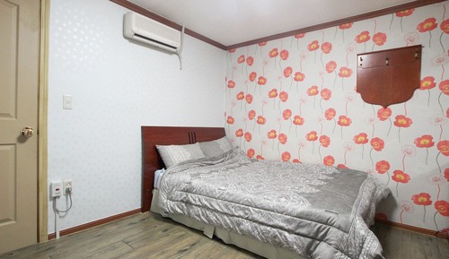 Room (Standard Room (Bed))