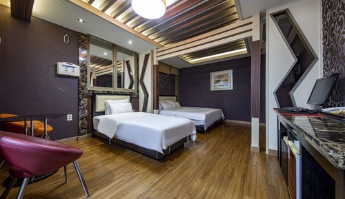 Room (Twin VIP (Netflix Disney Wave Watcha )