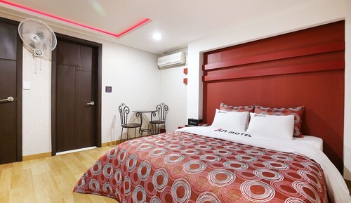 Room (Suite room RED)