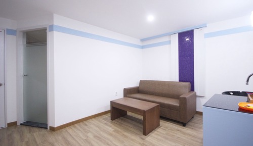 Room (Twin Room(Netflix Available))