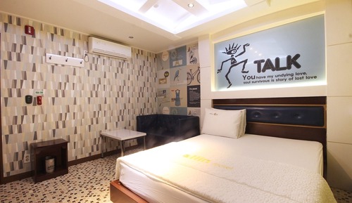 Room (Standard Room A (Netflix available in)