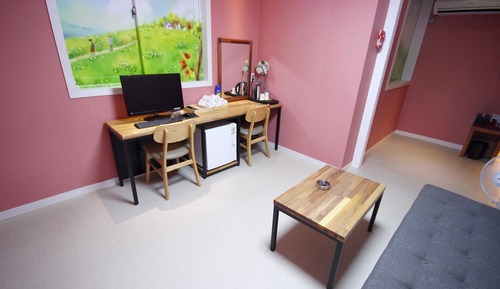 Room (Semi-Special Room)