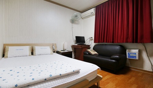 Room (No-smoking Room)