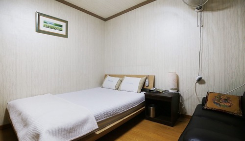 Room (Standard Room)