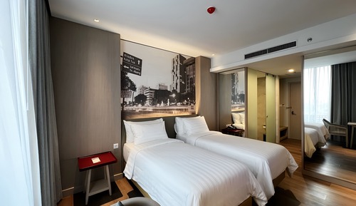 Deluxe Twin Room