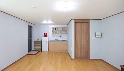 Room (Water lily (1F))