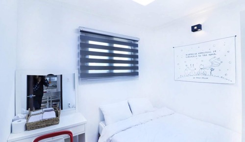 Room (Room 501 (1F))