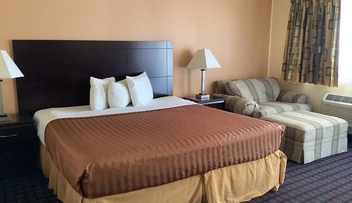 King Mini Suite Kitchenette