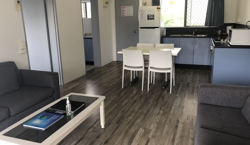 Classic Apartment, 2 Bedrooms, Garden View