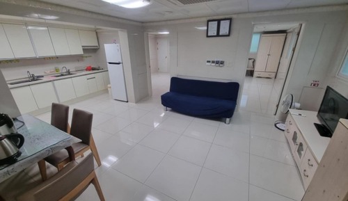 Room (Ondol Unshared House Pension 1F)