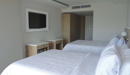 Family Room, 2 Double Beds, Non Smoking